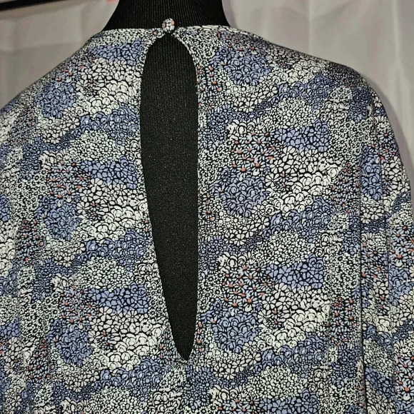 Abercrombie & Fitch multi colored midi floral dress with long sleeves - Picture 8 of 13